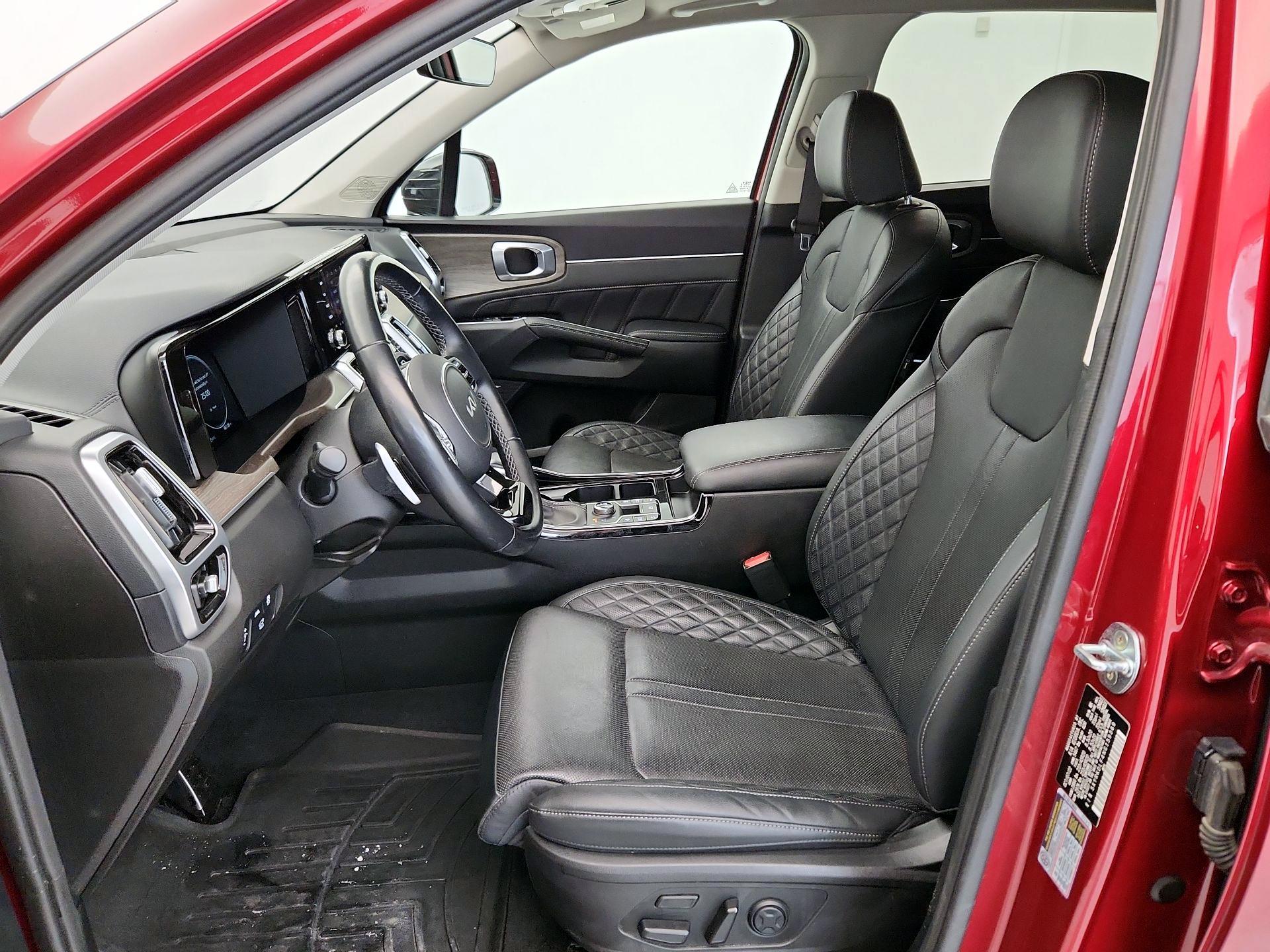 Thumbnail: 2022 Kia Sorento - 11