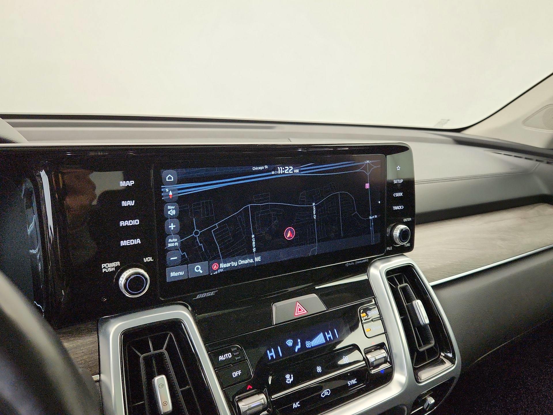 Thumbnail: 2022 Kia Sorento - 14