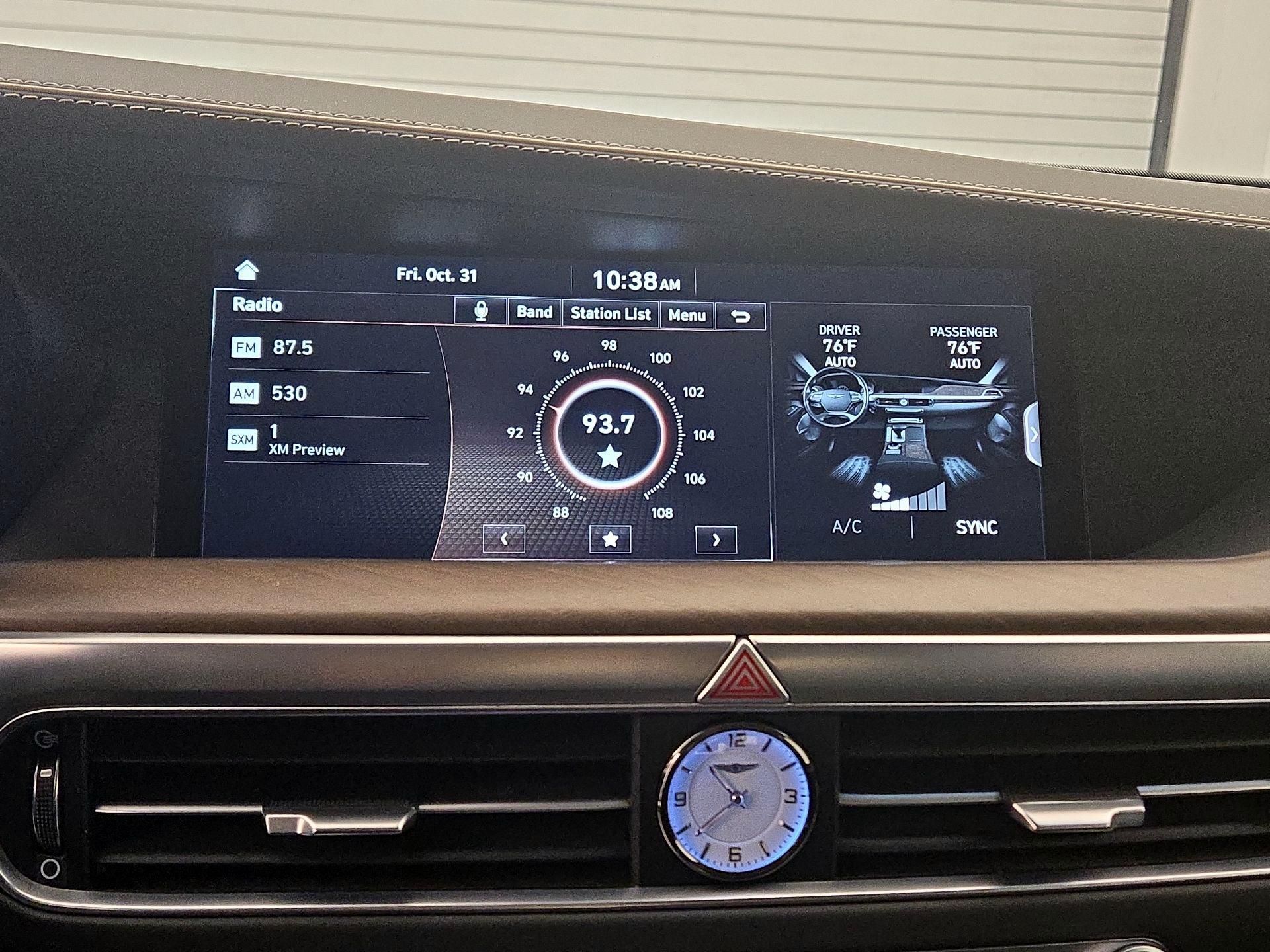 Thumbnail: 2022 Genesis G90 - 15