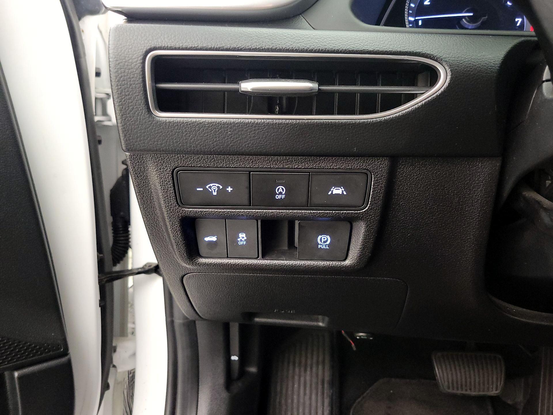 Thumbnail: 2022 Hyundai Sonata - 13