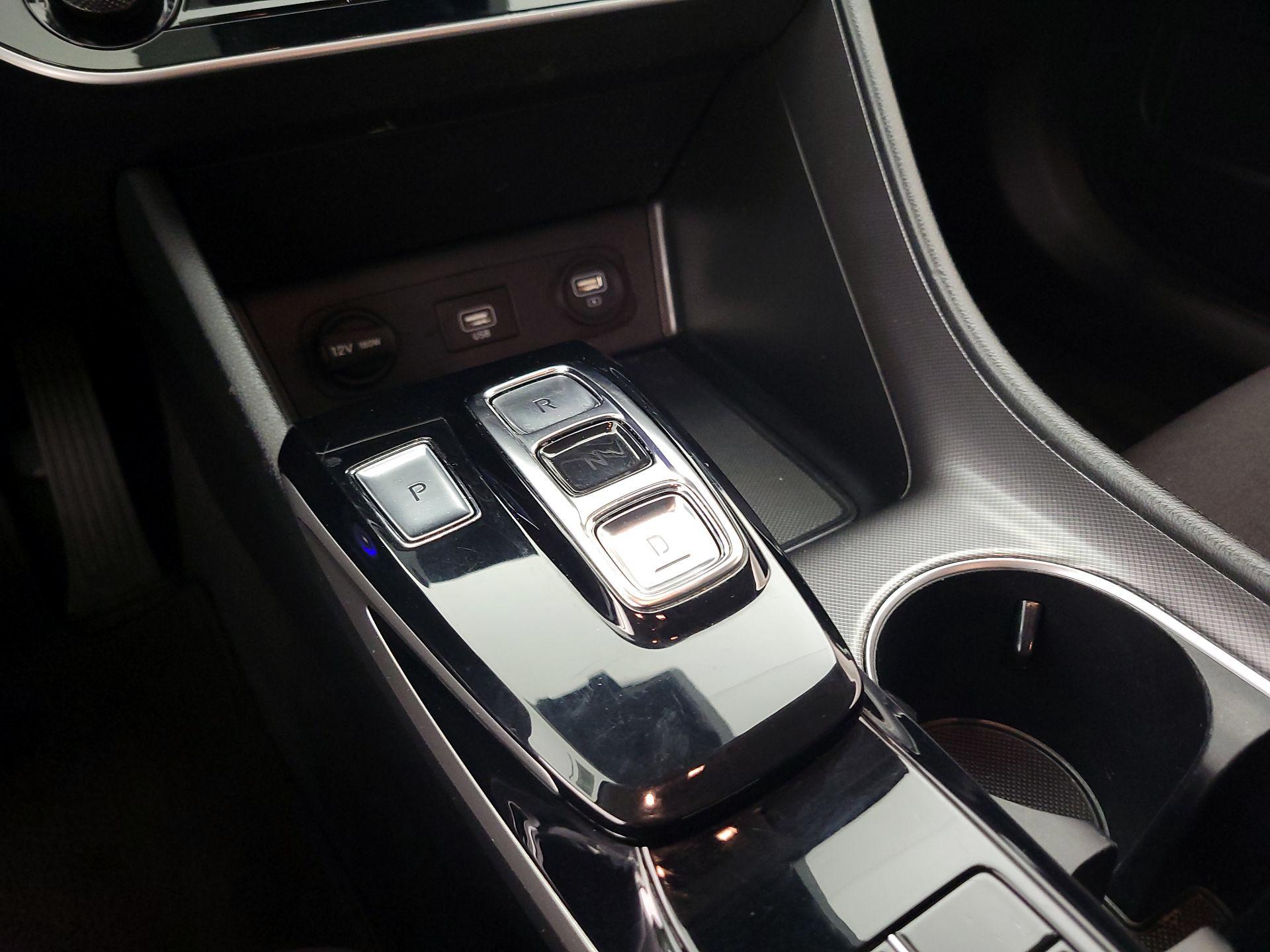 Thumbnail: 2022 Hyundai Sonata - 17