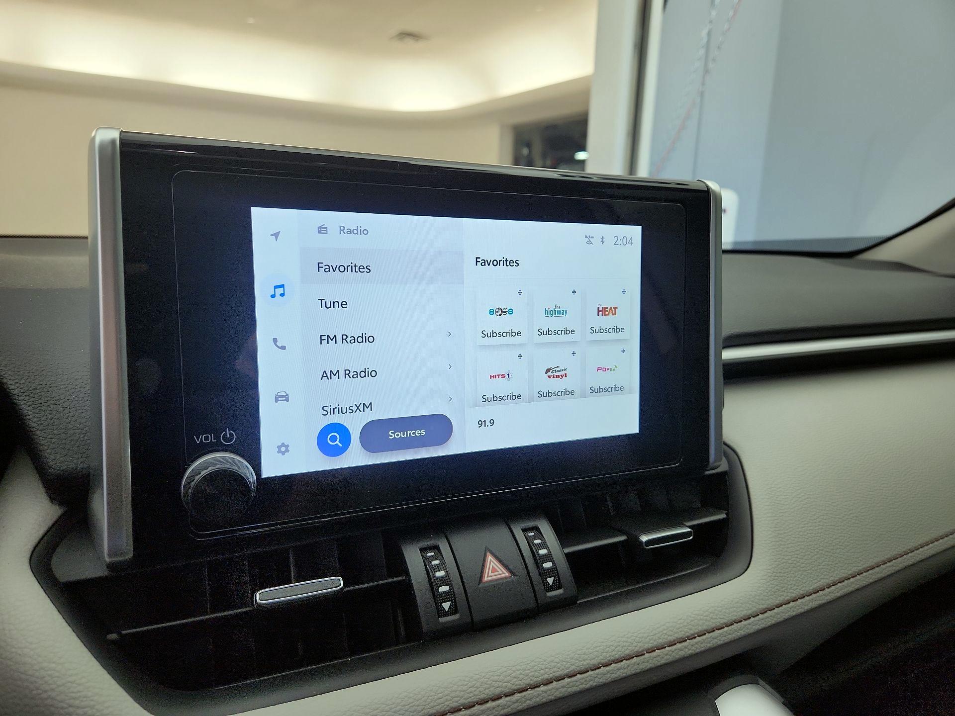 Thumbnail: 2025 Toyota RAV4 - 15