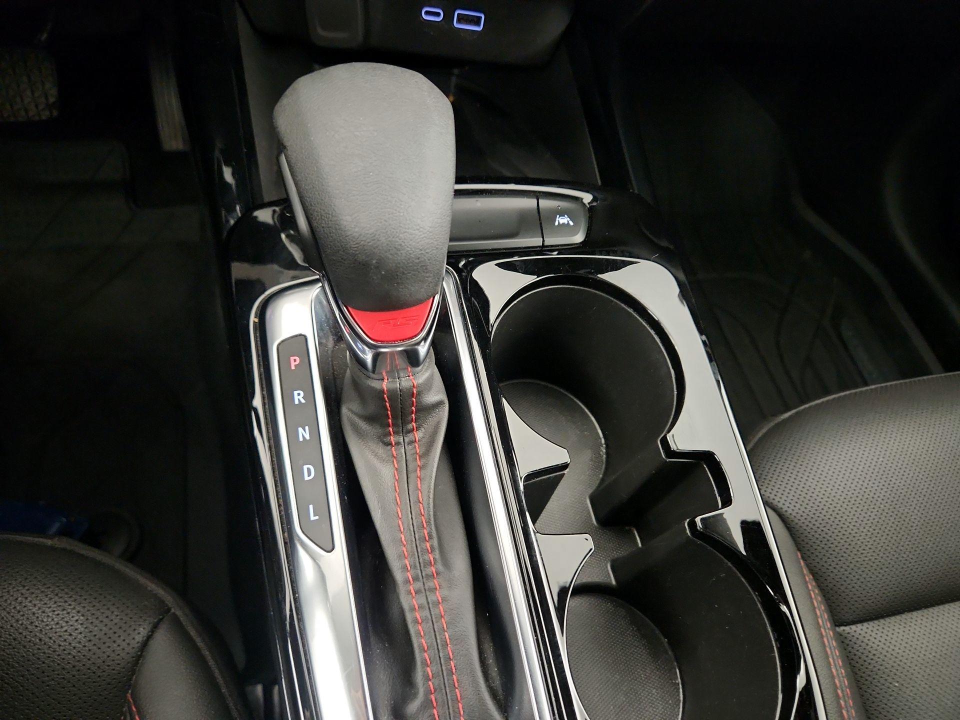 Thumbnail: 2024 Chevrolet Trax - 17