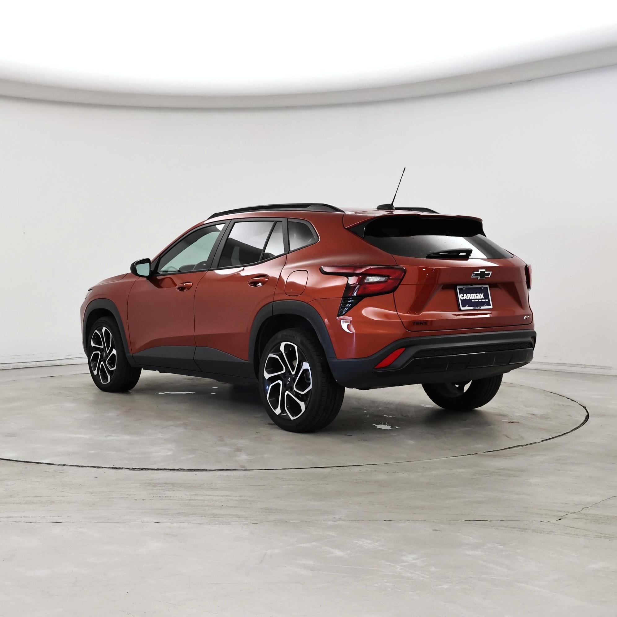 Thumbnail: 2024 Chevrolet Trax - 2