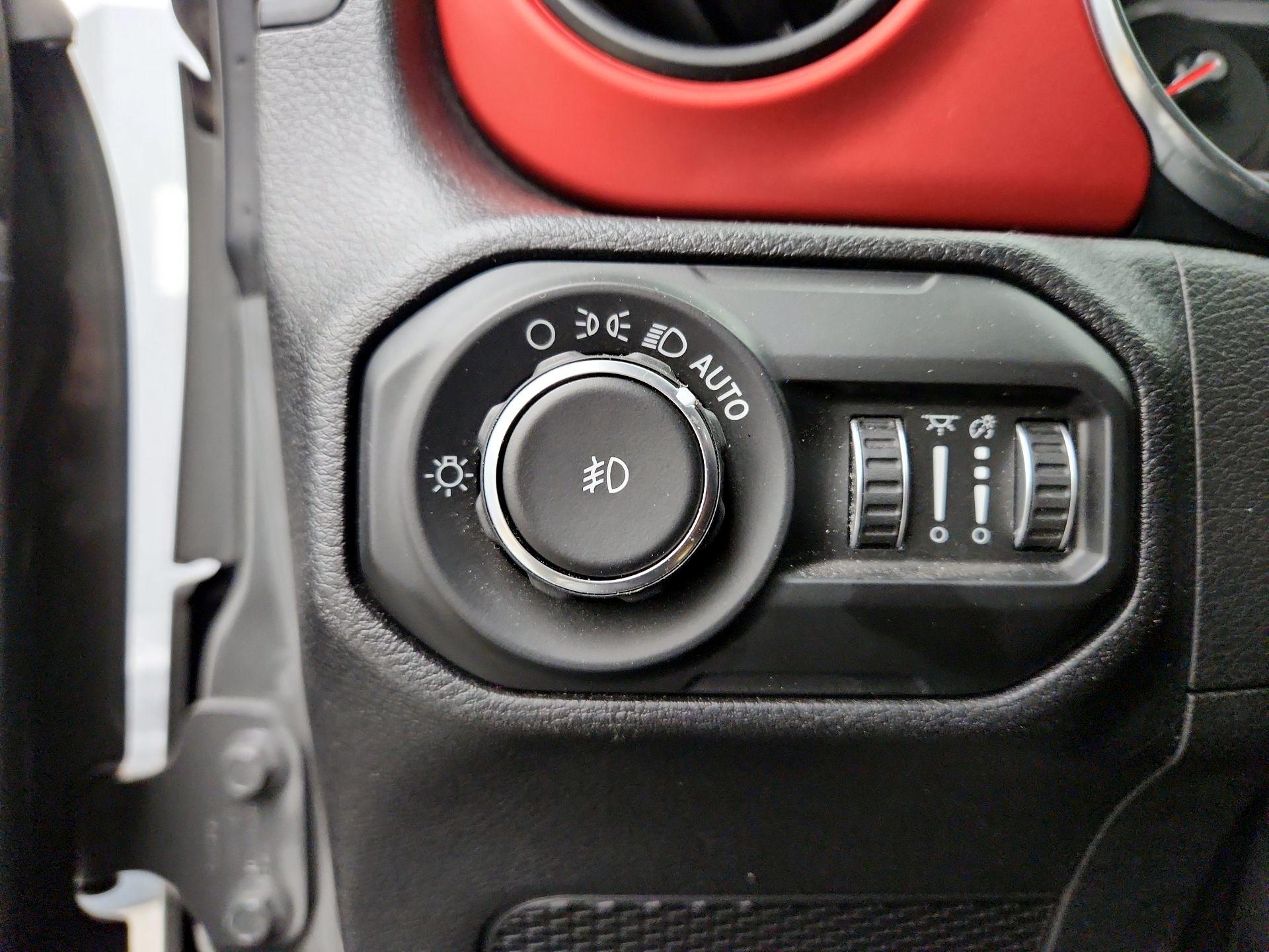 Thumbnail: 2020 Jeep Wrangler - 13