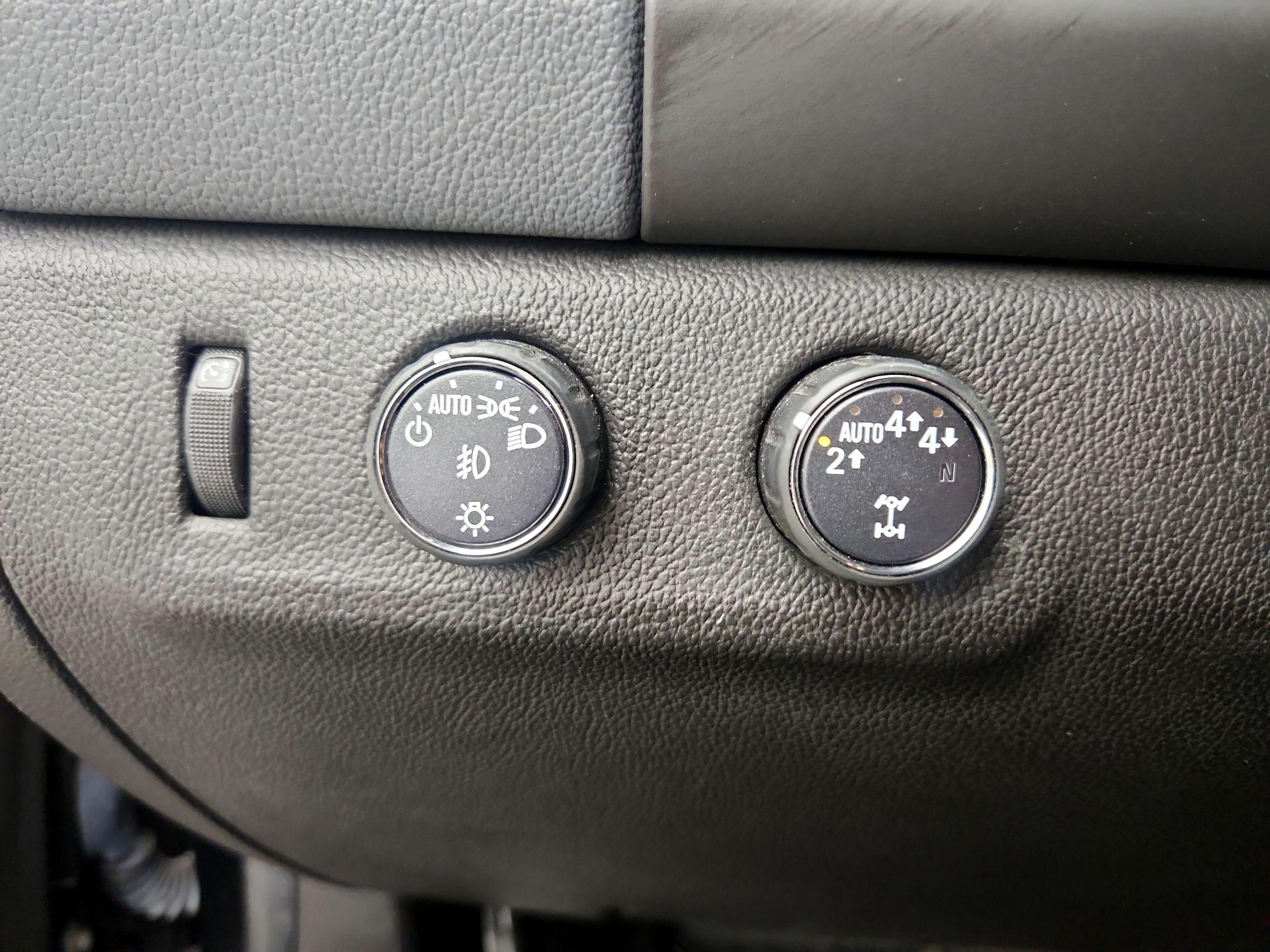 Thumbnail: 2019 Chevrolet Colorado - 13