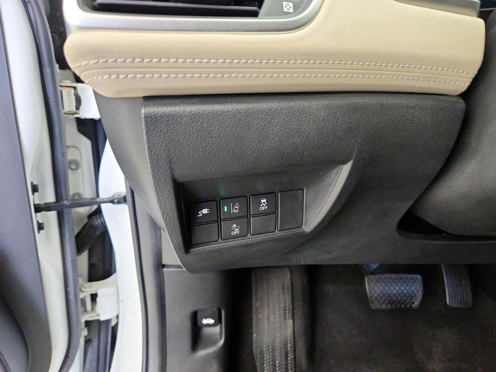 Thumbnail: 2018 Honda Clarity - 13