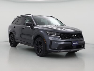 White 2022 Kia Sorento SX