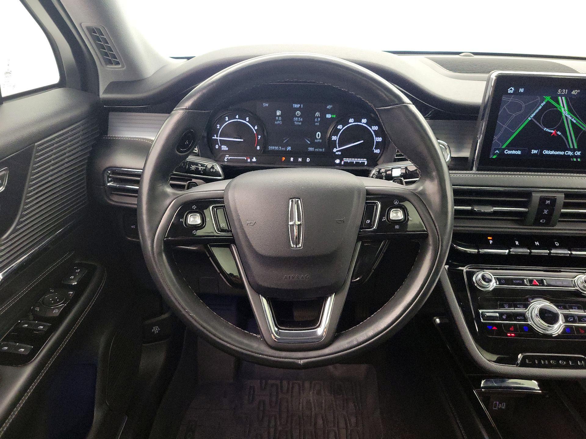 Thumbnail: 2022 Lincoln Corsair - 10