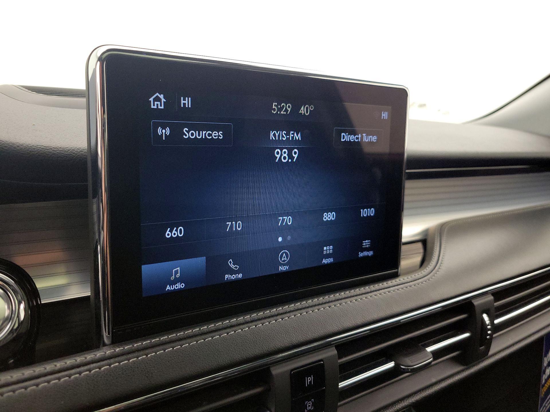 Thumbnail: 2022 Lincoln Corsair - 16