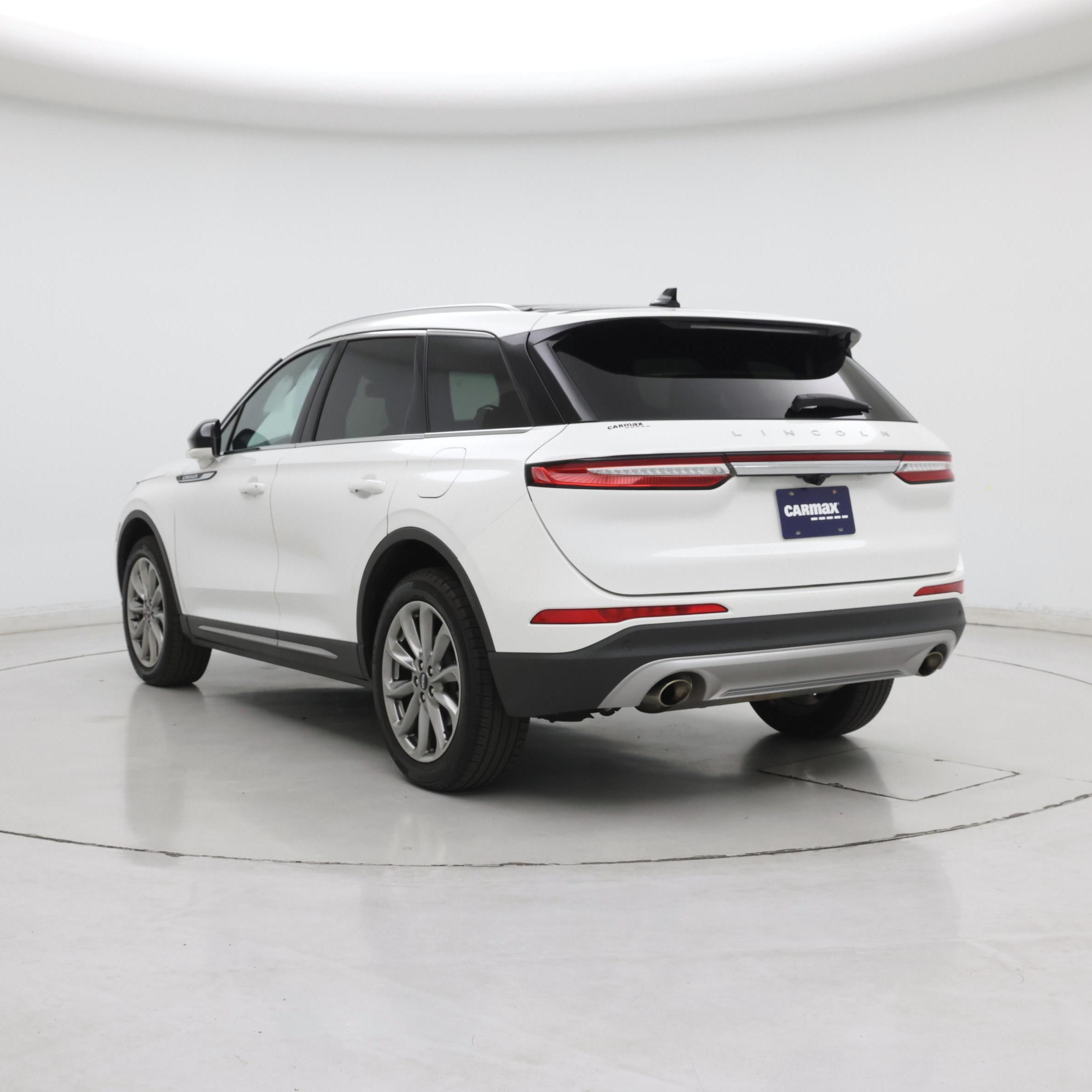 Thumbnail: 2022 Lincoln Corsair - 2