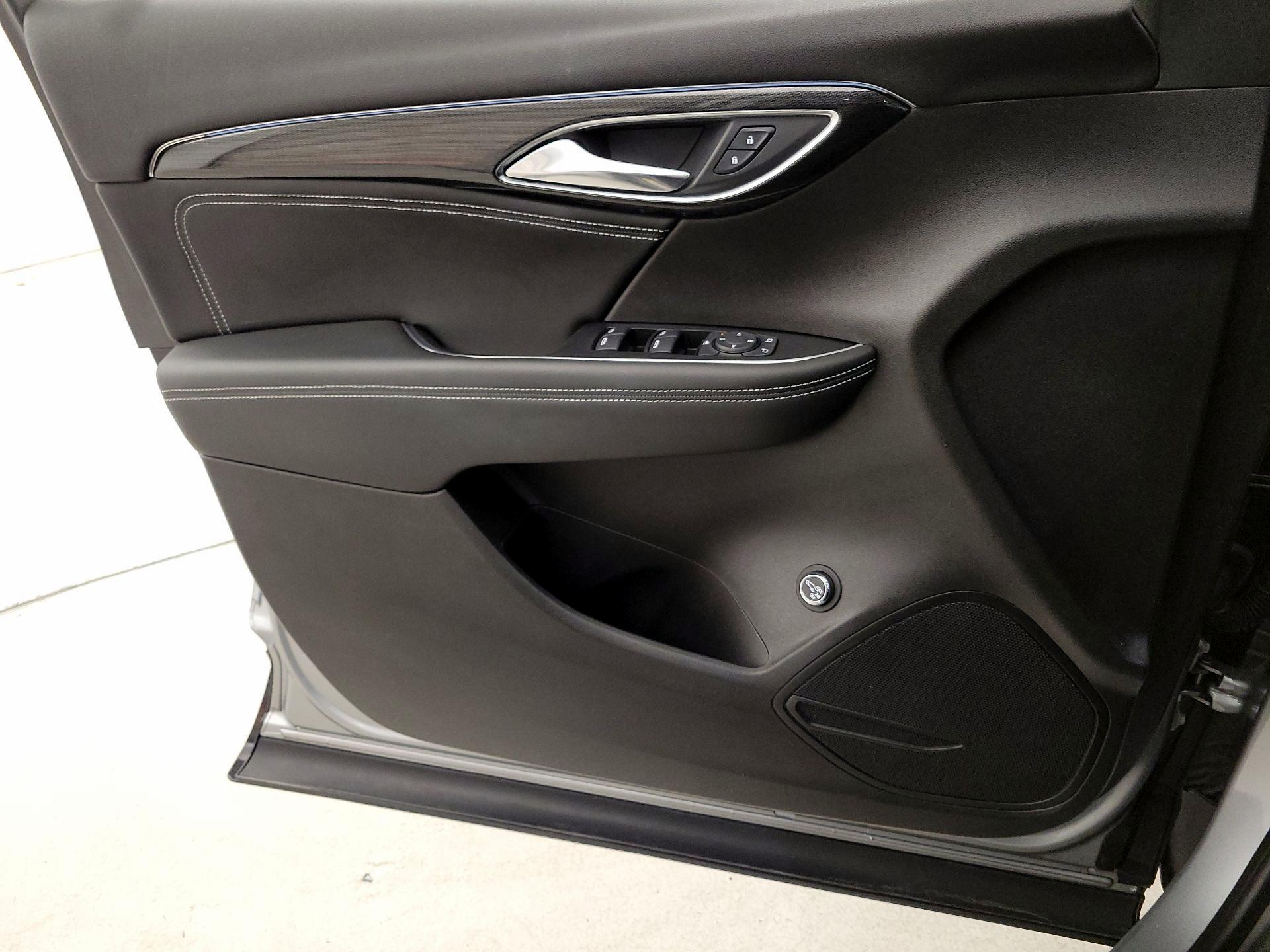 Thumbnail: 2023 Buick Envision - 12