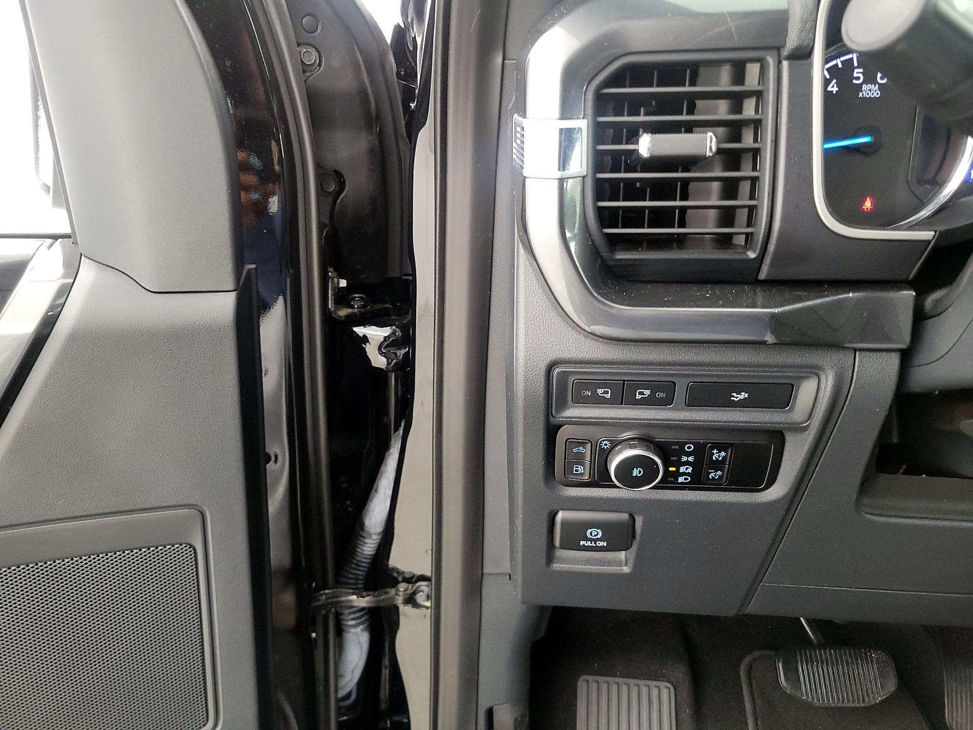 Thumbnail: 2023 Ford F-150 - 13