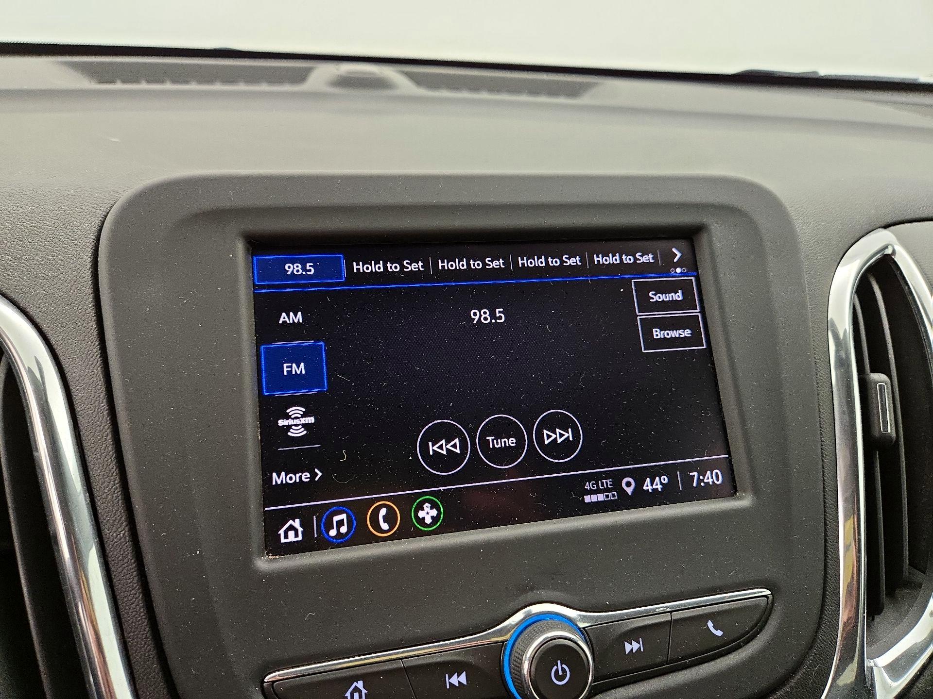 Thumbnail: 2022 Chevrolet Equinox - 15