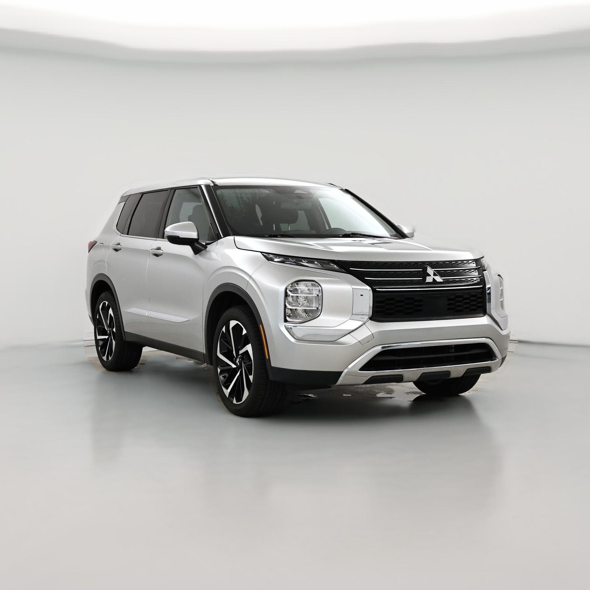 Thumbnail: 2022 Mitsubishi Outlander - 1