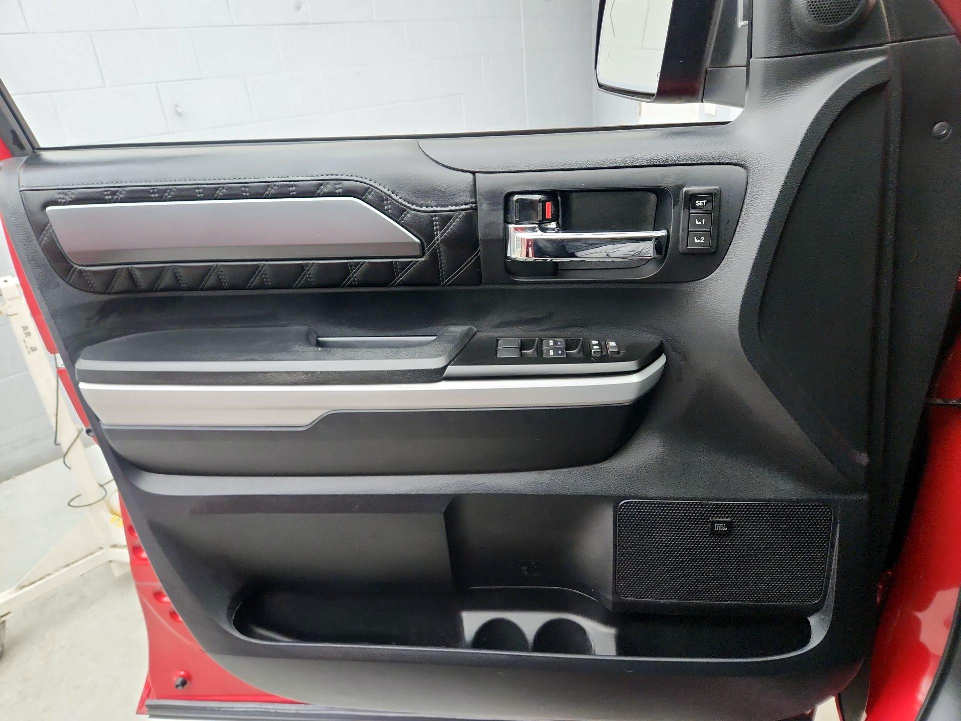 Thumbnail: 2018 Toyota Tundra - 12