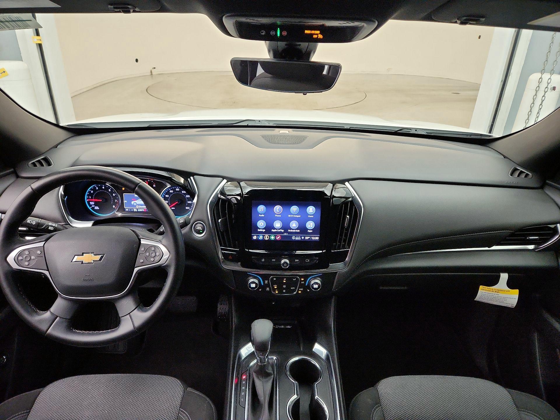 Thumbnail: 2023 Chevrolet Traverse - 9