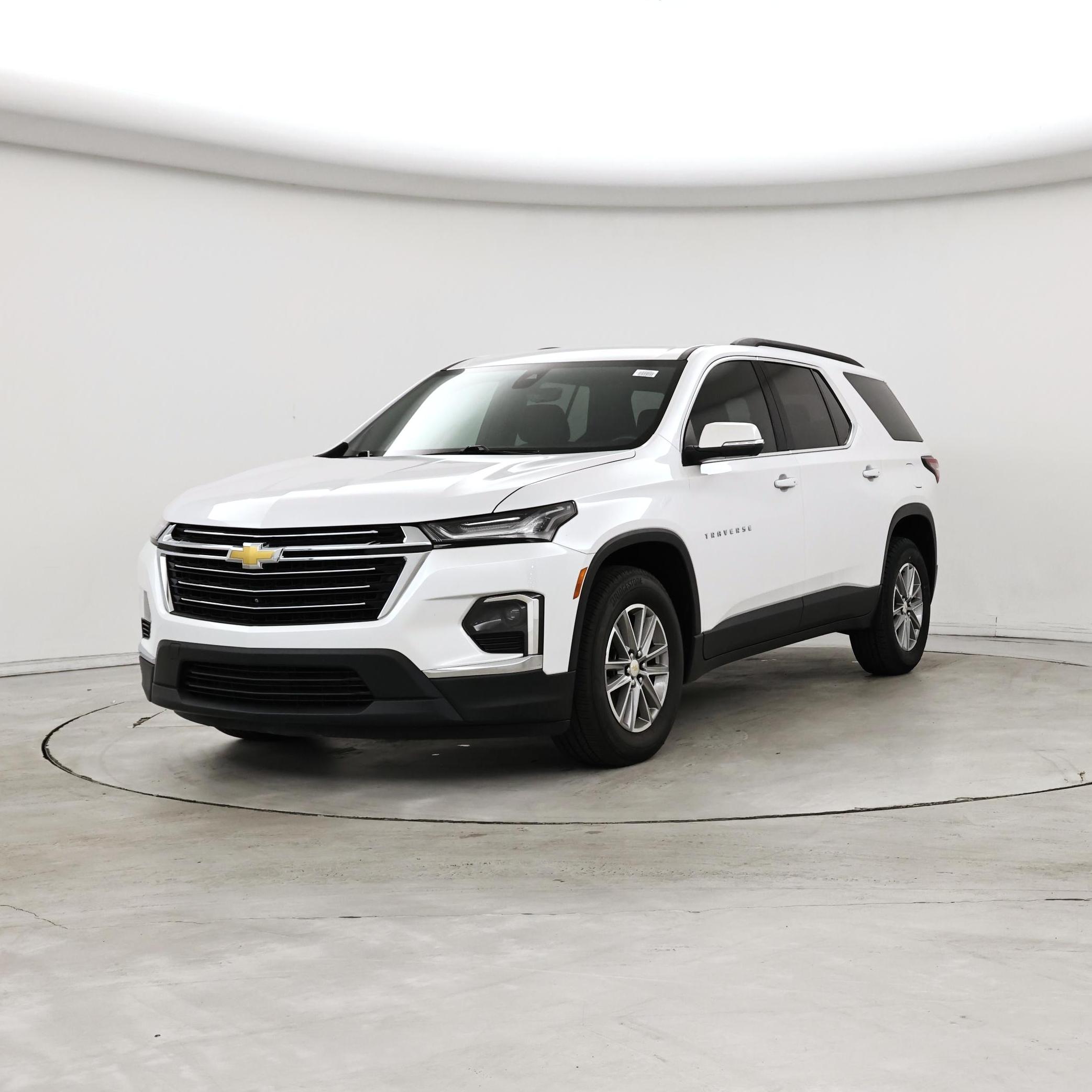 Thumbnail: 2023 Chevrolet Traverse - 4