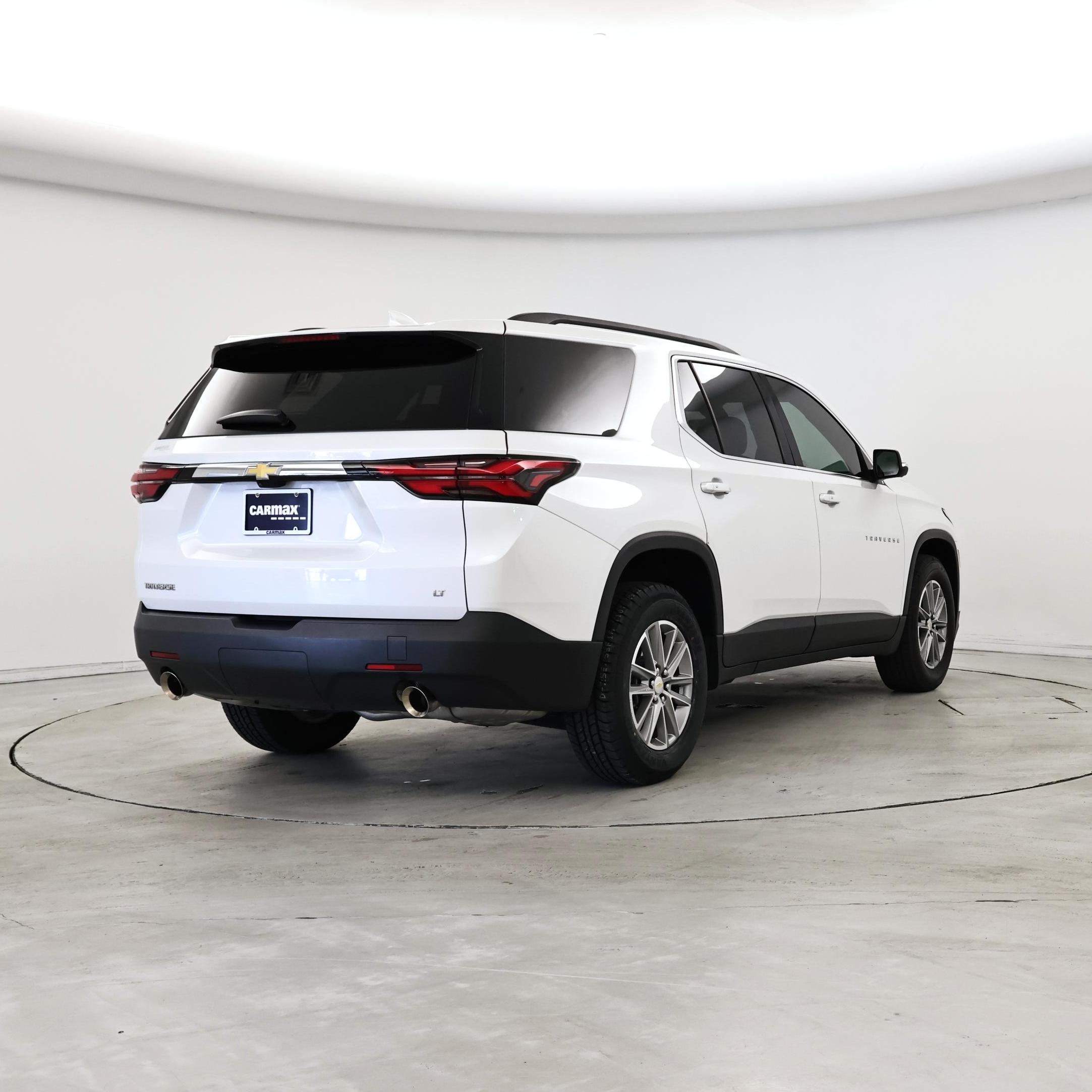 Thumbnail: 2023 Chevrolet Traverse - 8