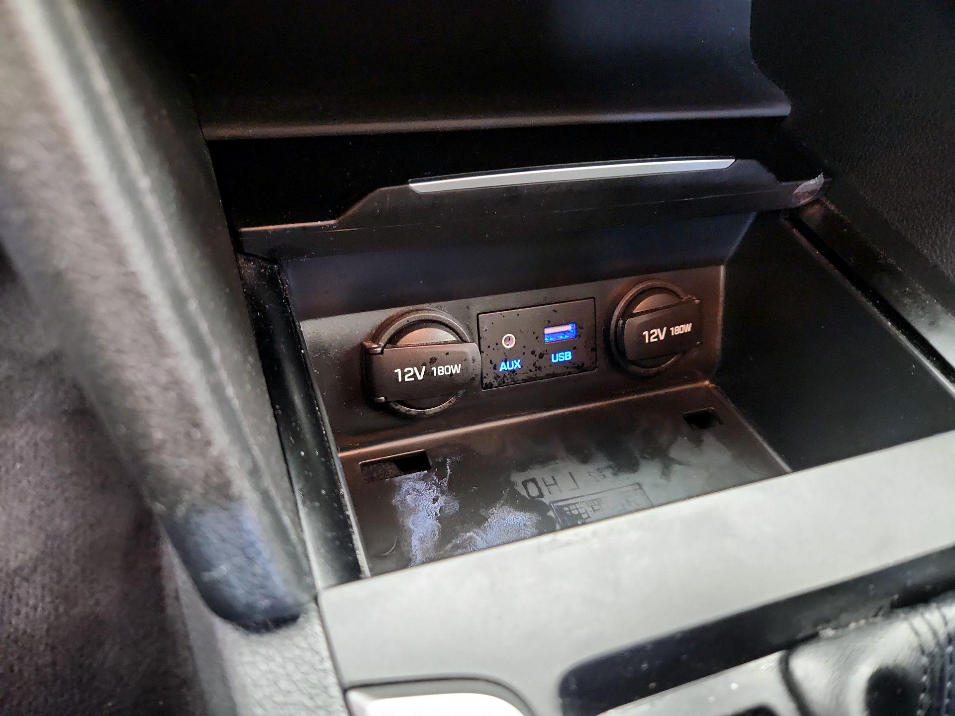 Thumbnail: 2018 Hyundai Elantra - 18