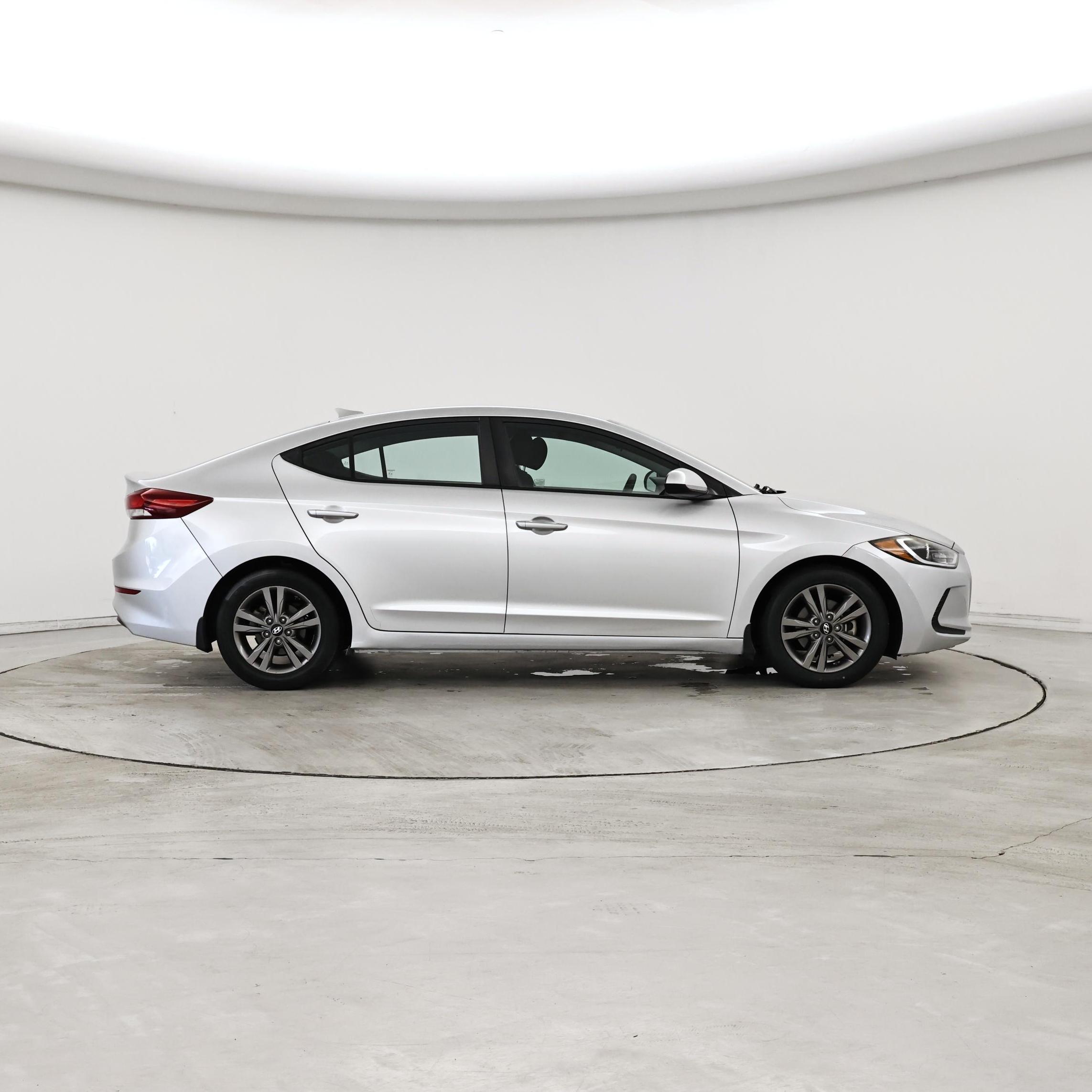 Thumbnail: 2018 Hyundai Elantra - 7