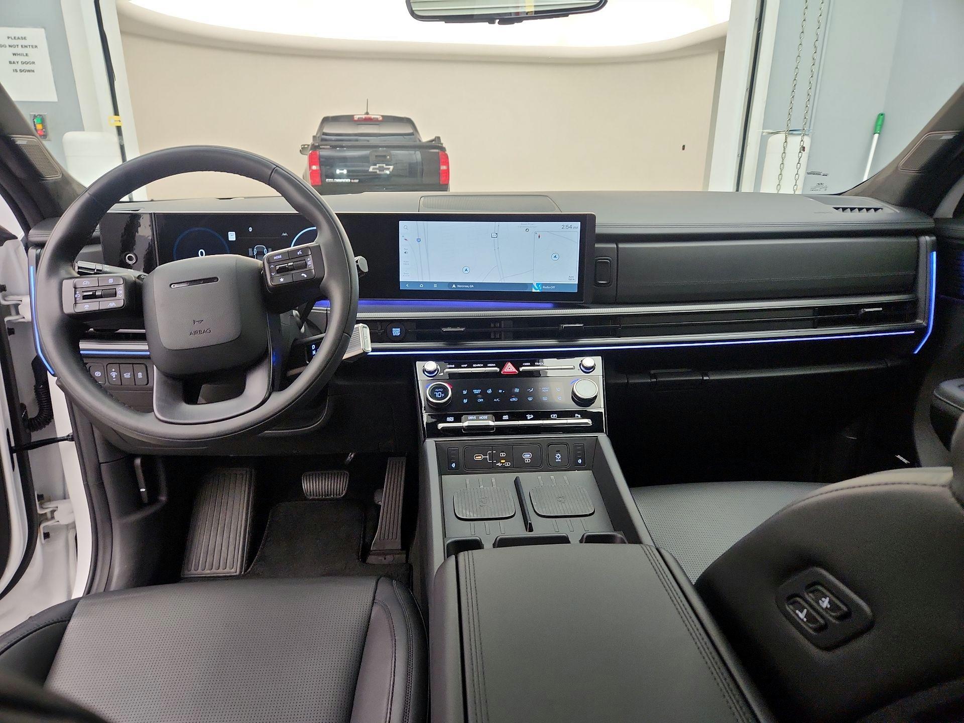 Thumbnail: 2025 Hyundai Santa Fe - 9