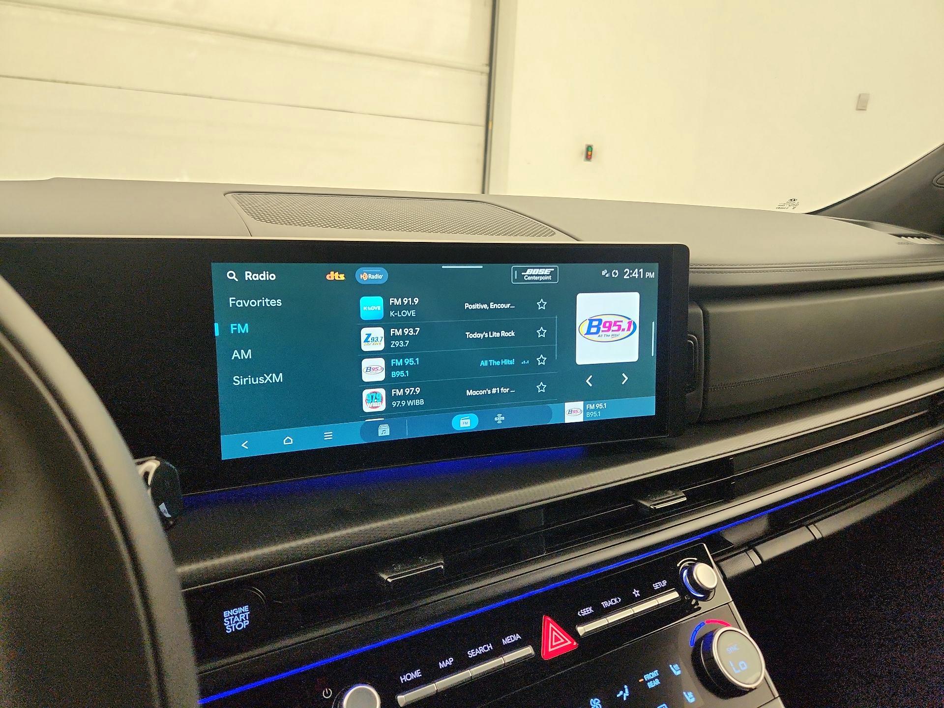 Thumbnail: 2025 Hyundai Santa Fe - 16