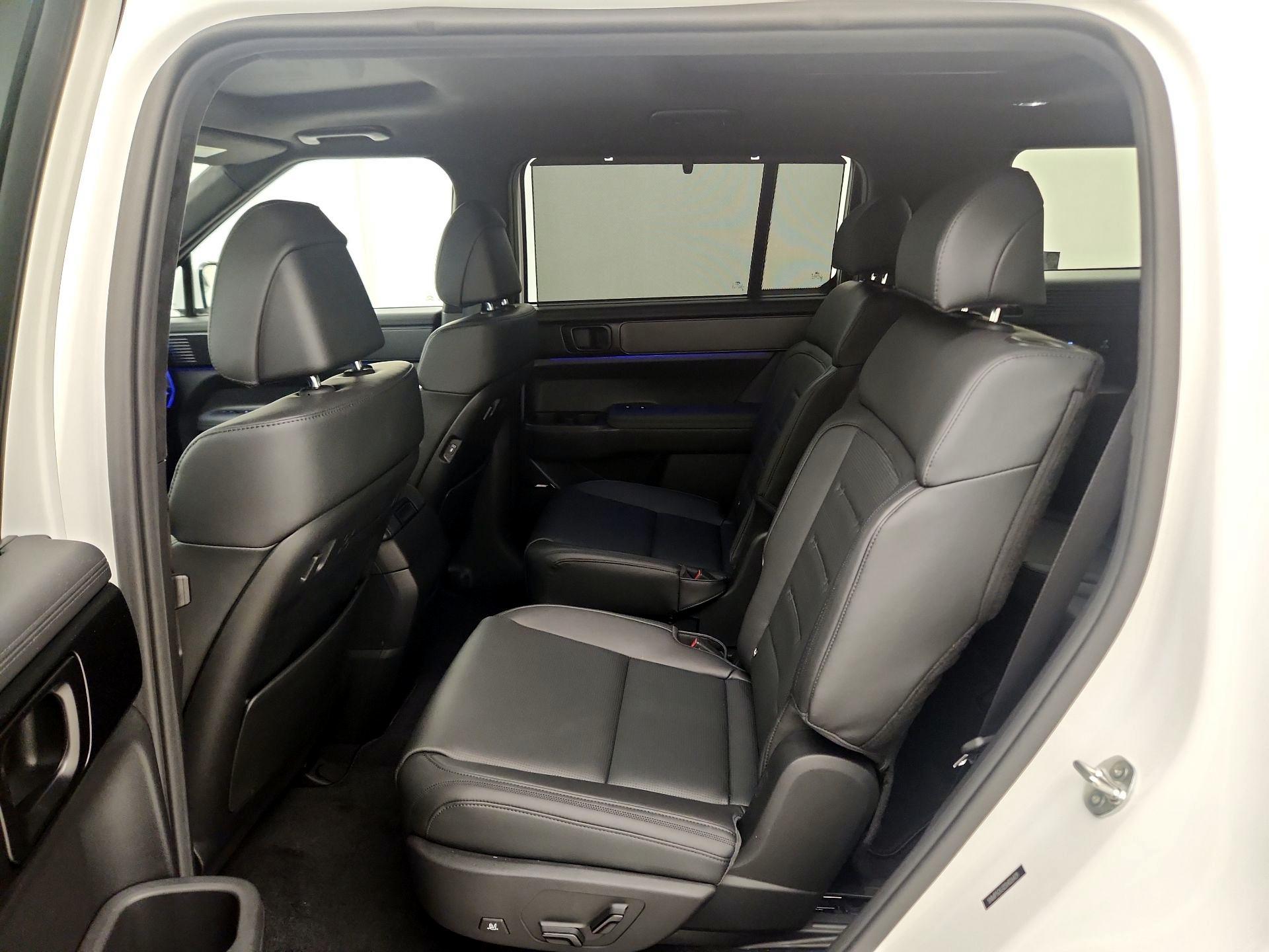 Thumbnail: 2025 Hyundai Santa Fe - 20