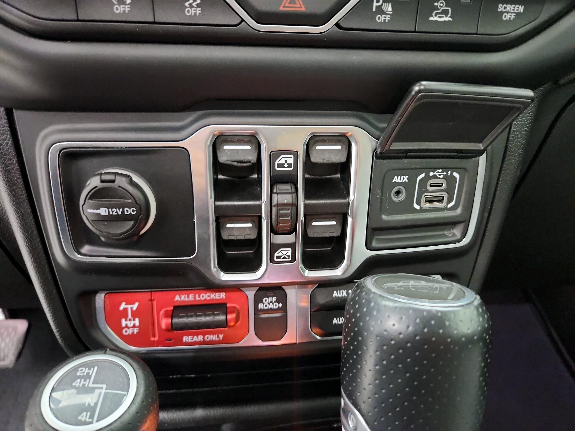 Thumbnail: 2021 Jeep Gladiator - 19