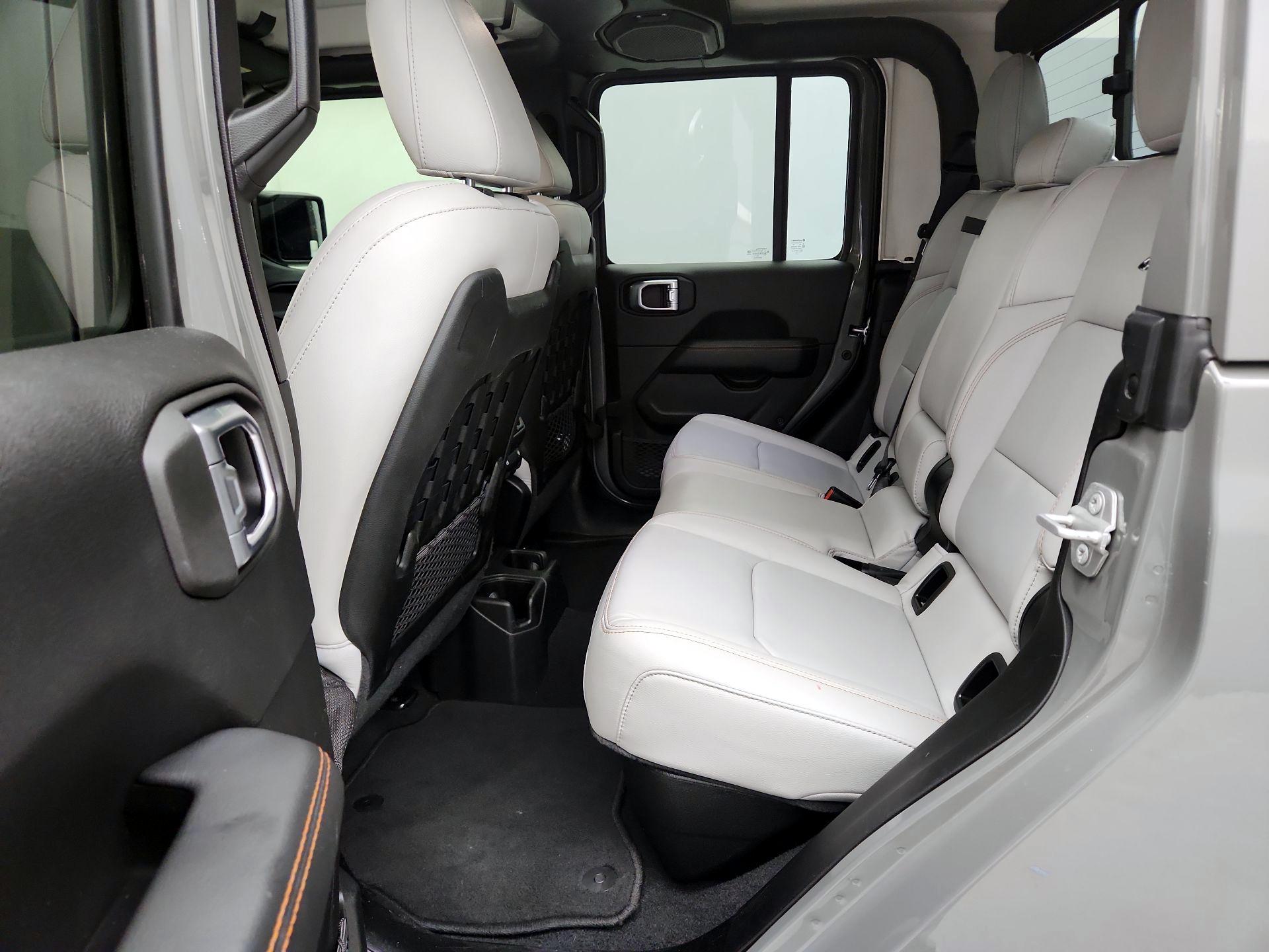 Thumbnail: 2021 Jeep Gladiator - 20