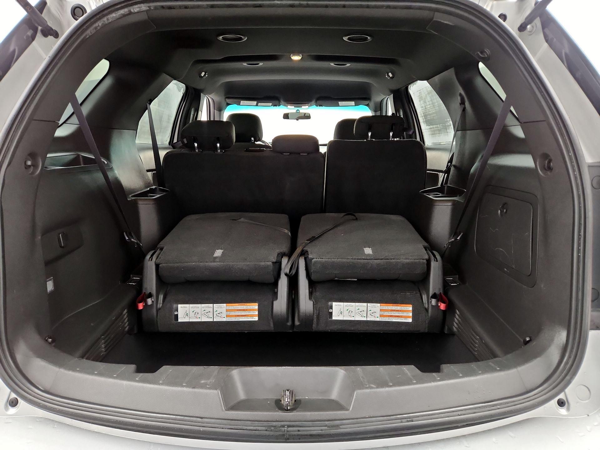 Thumbnail: 2015 Ford Explorer - 19