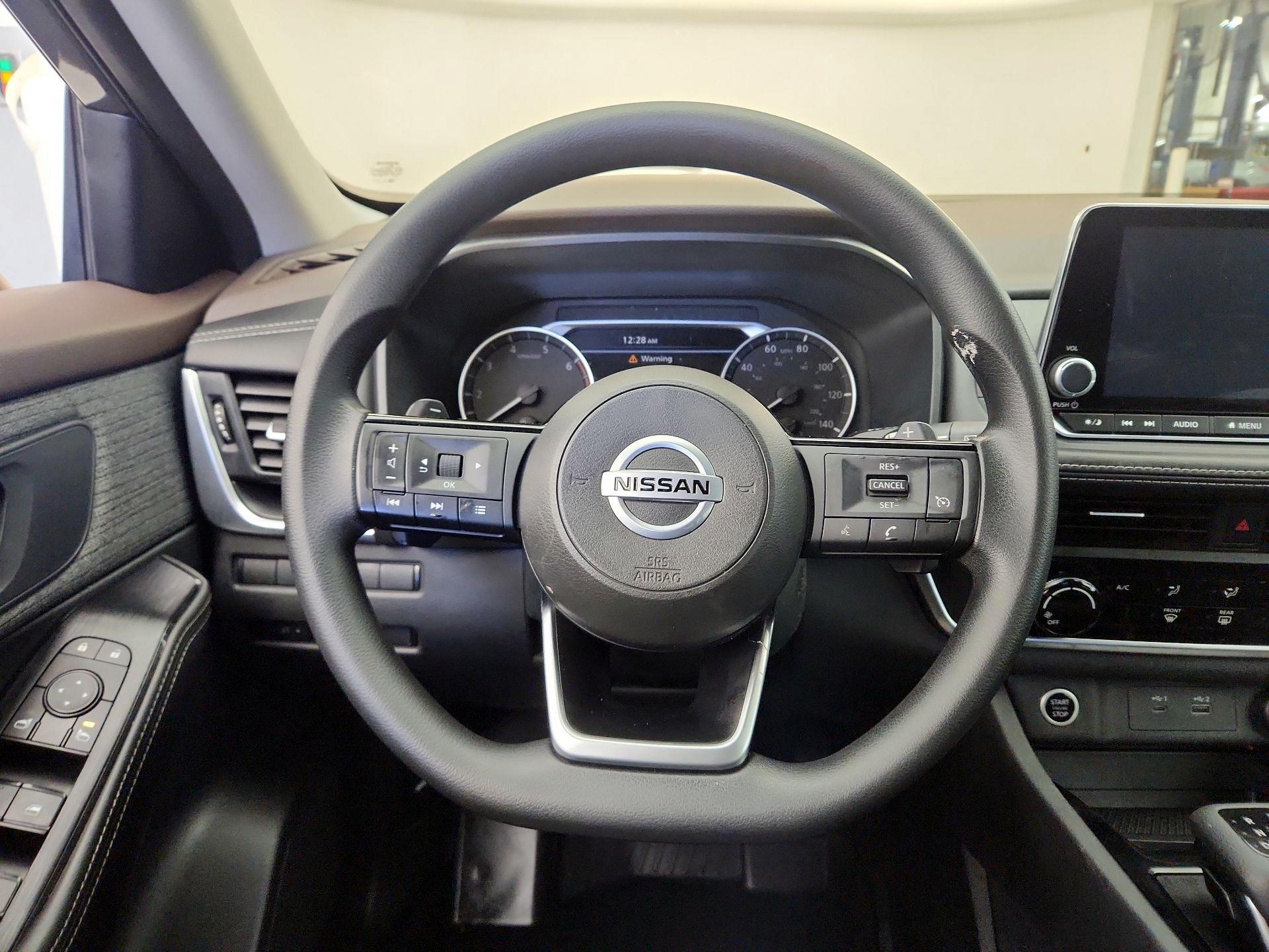 Thumbnail: 2021 Nissan Rogue - 10