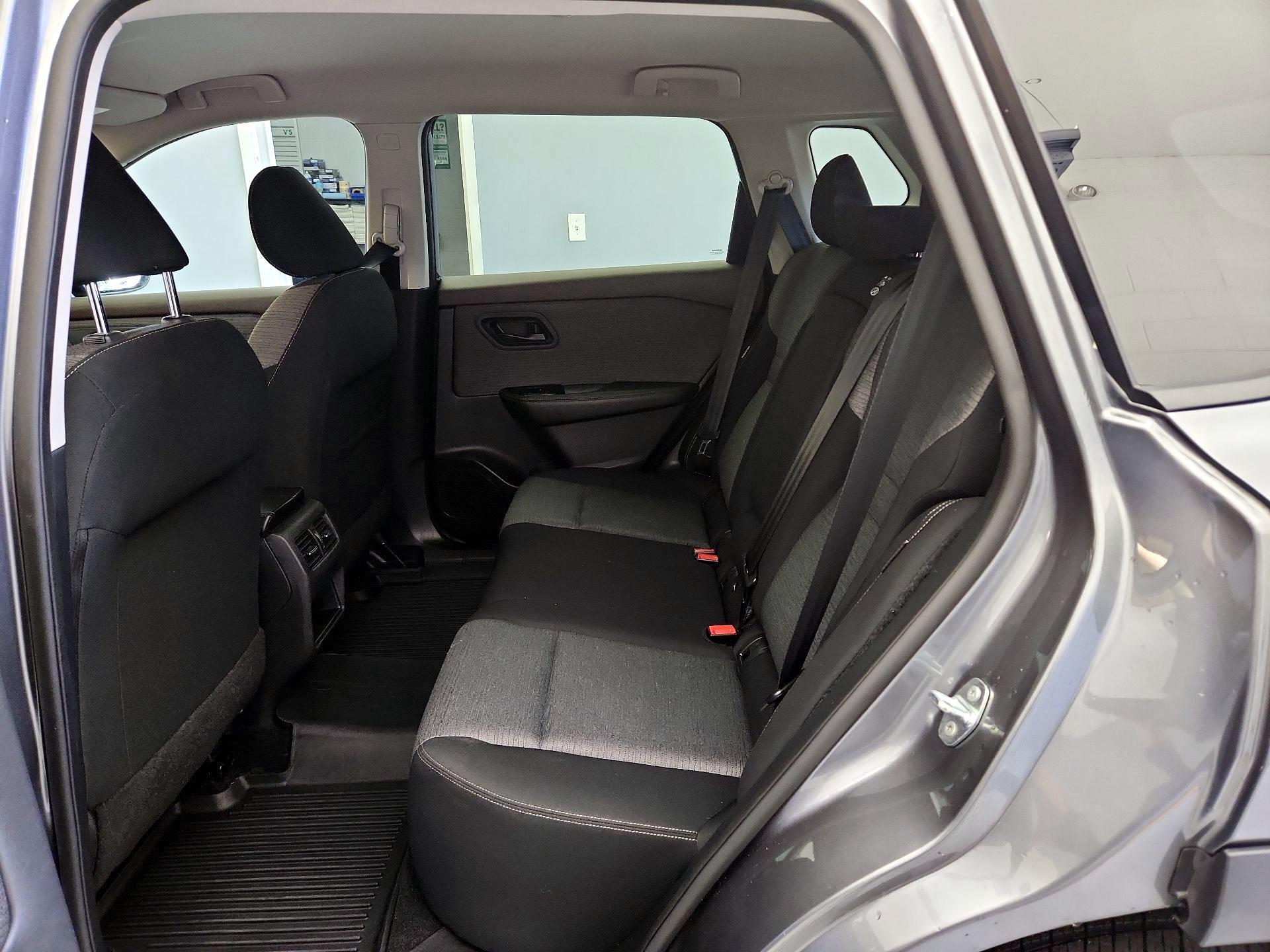 Thumbnail: 2021 Nissan Rogue - 19