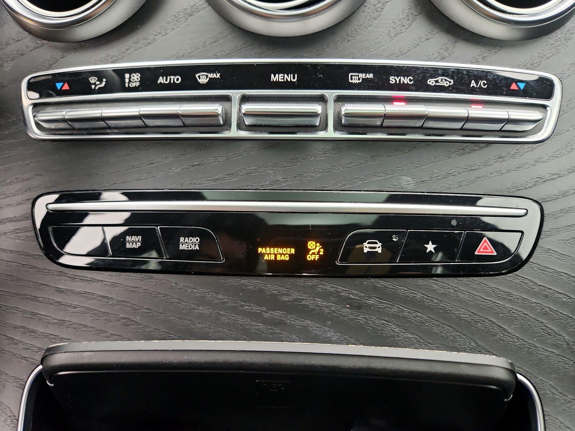 Thumbnail: 2021 Mercedes-Benz GLC - 16