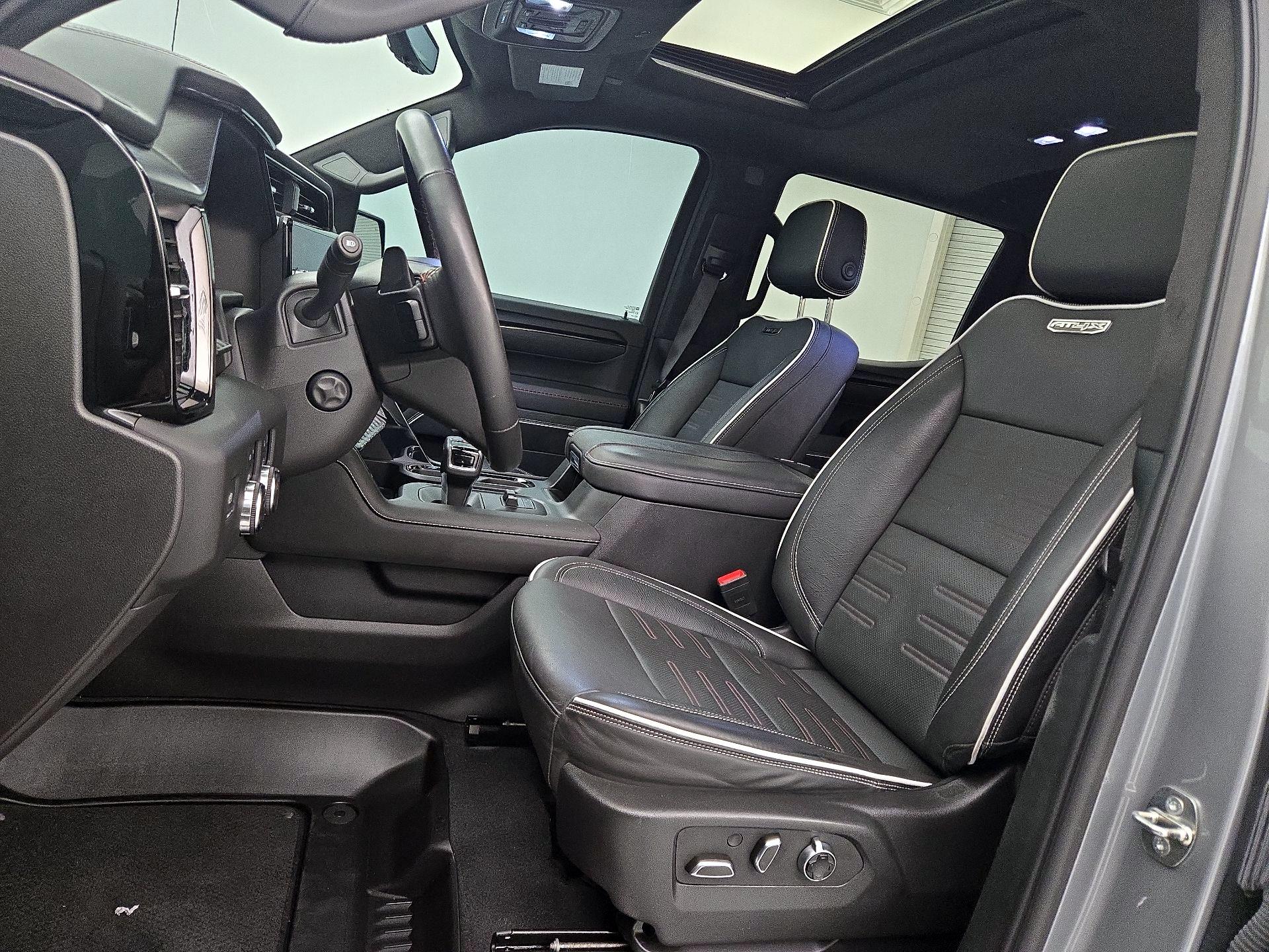 Thumbnail: 2024 GMC Sierra 1500 - 11