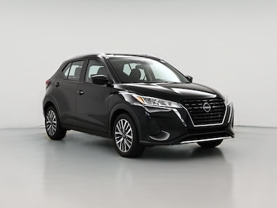 Black 2024 Nissan Kicks SV