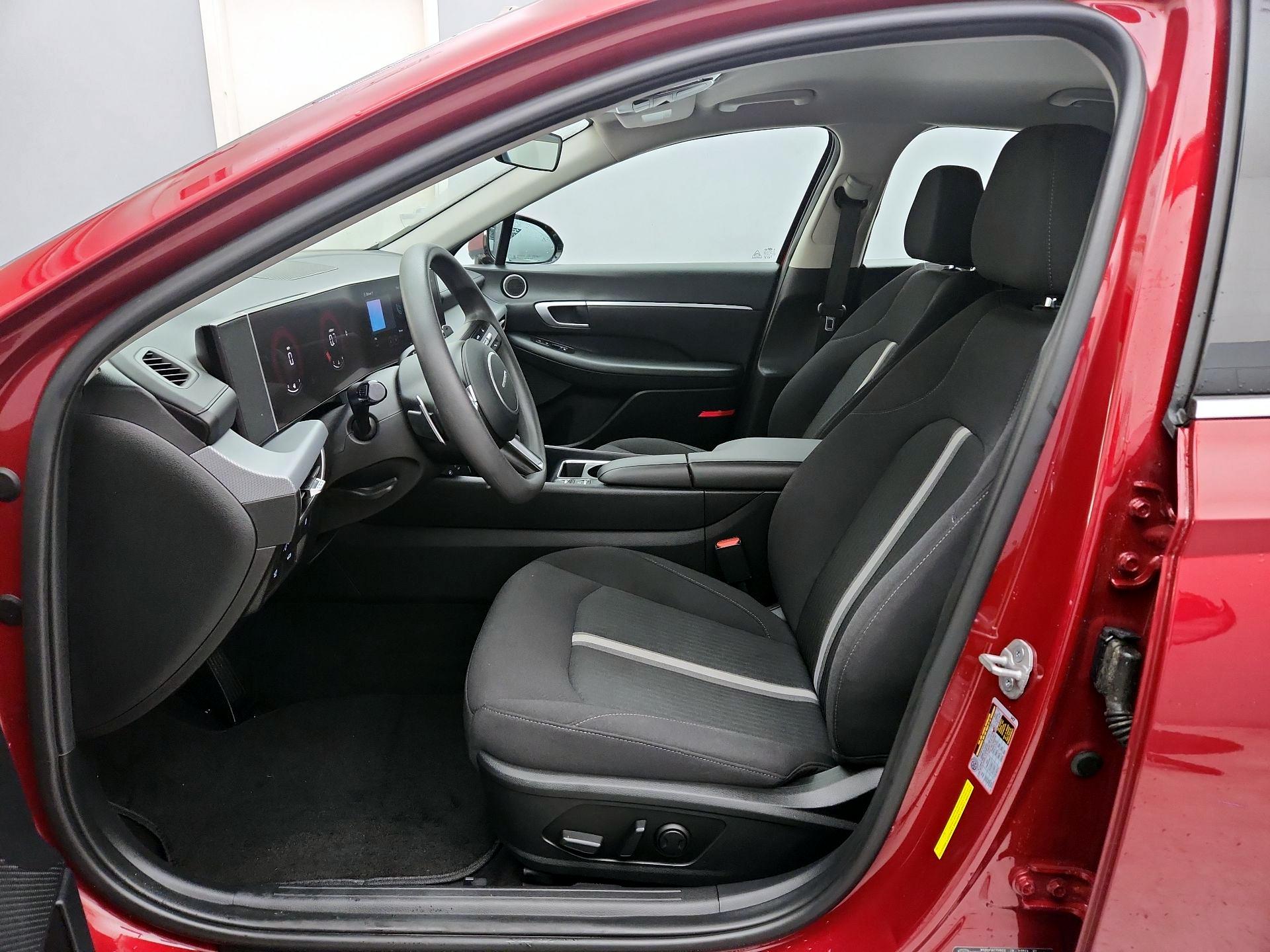 Thumbnail: 2024 Hyundai Sonata - 11