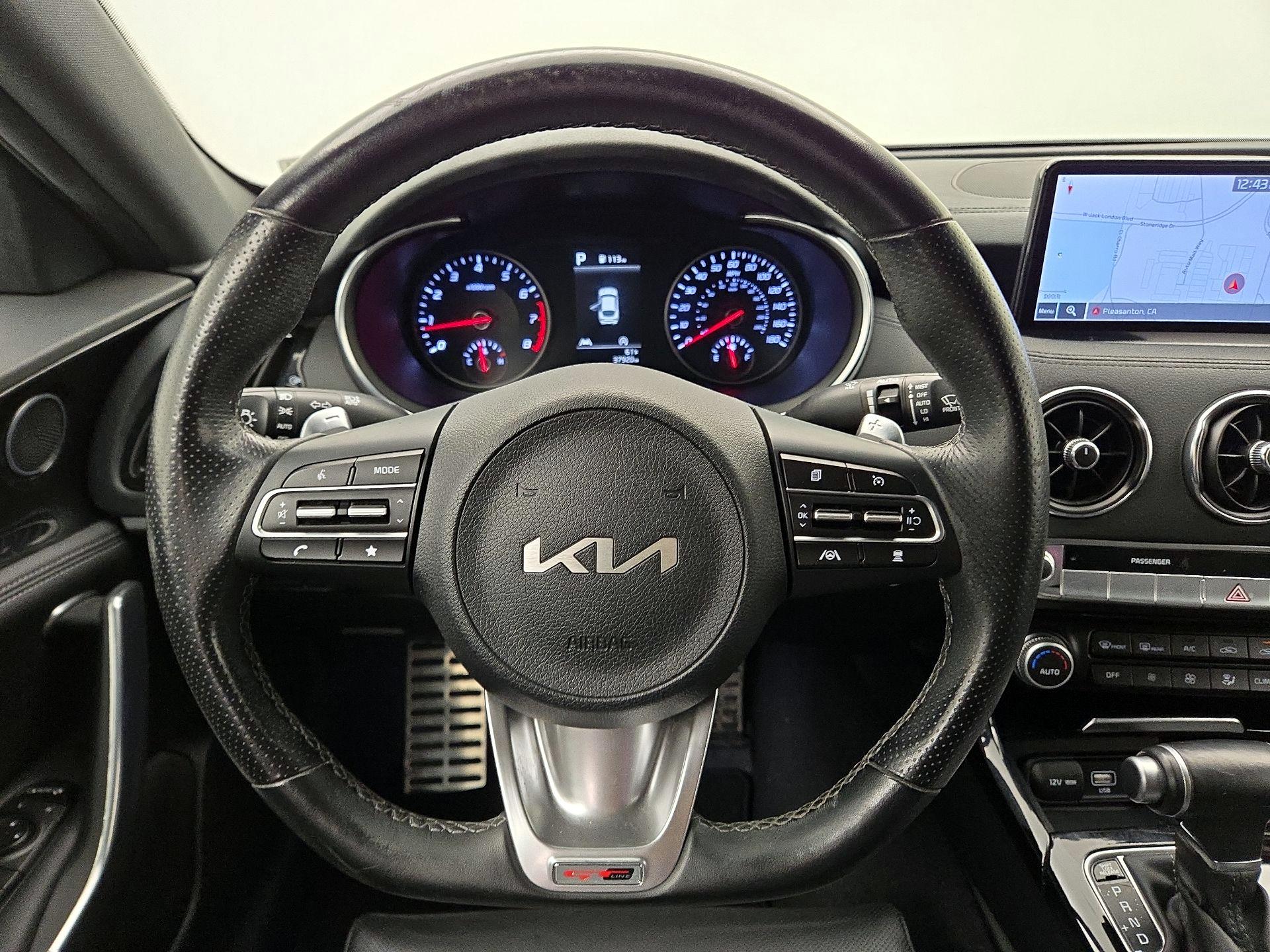 Thumbnail: 2022 Kia Stinger - 10