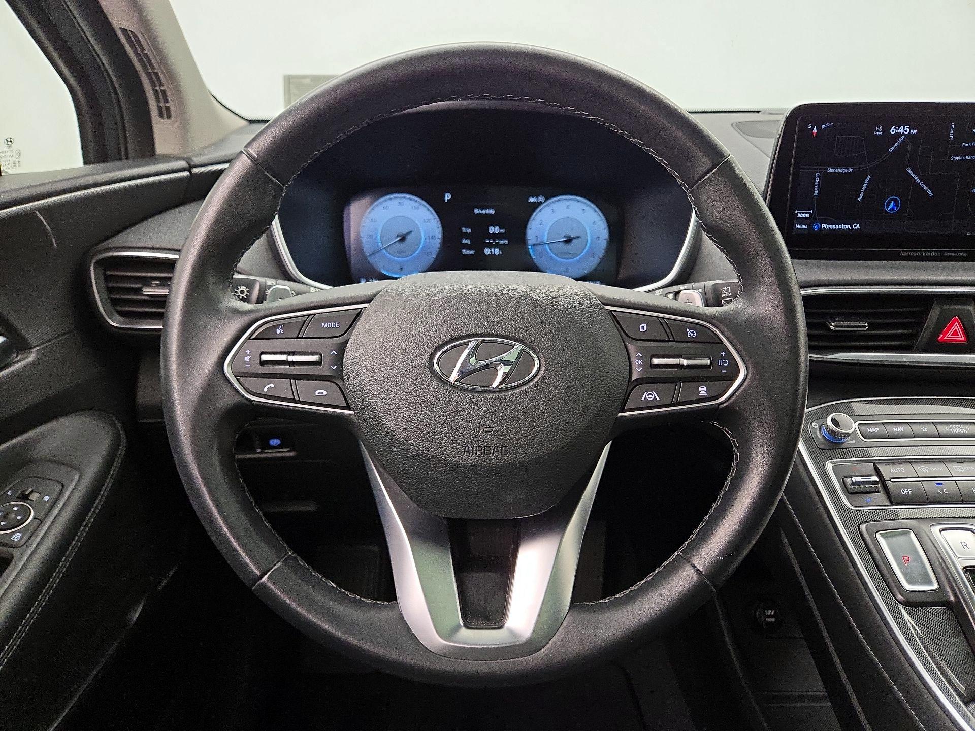 Thumbnail: 2022 Hyundai Santa Fe - 10