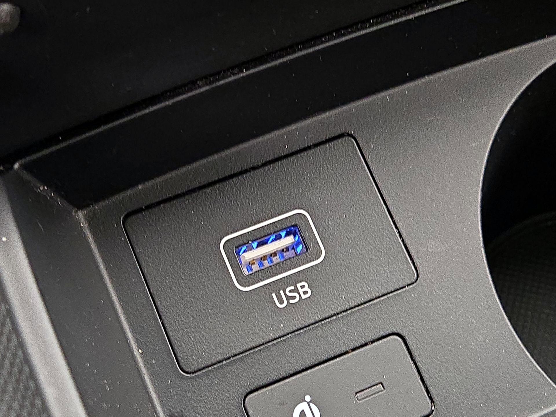 Thumbnail: 2022 Hyundai Santa Fe - 19