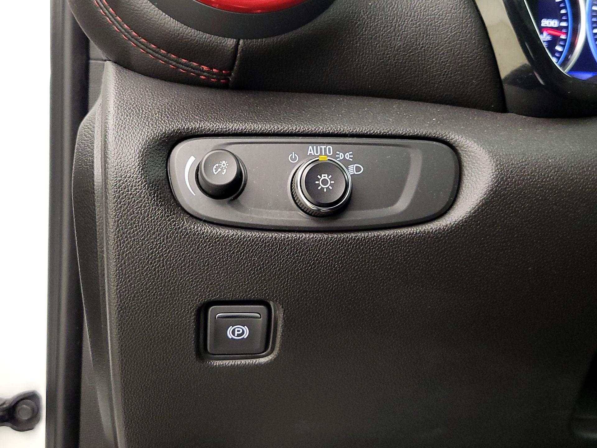 Thumbnail: 2022 Chevrolet Blazer - 13