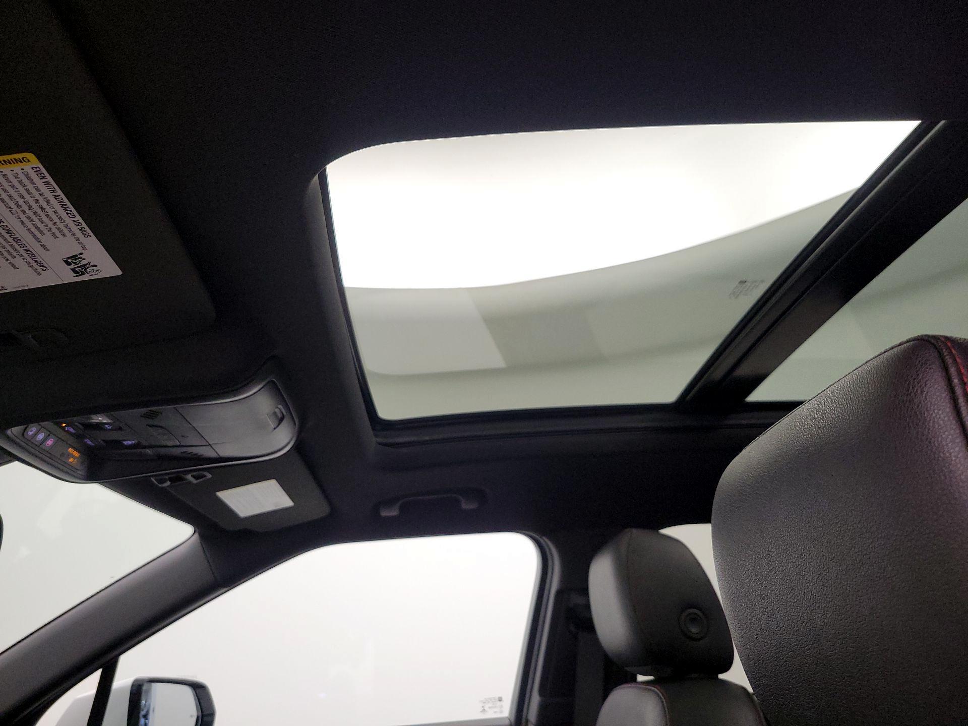 Thumbnail: 2022 Chevrolet Blazer - 20