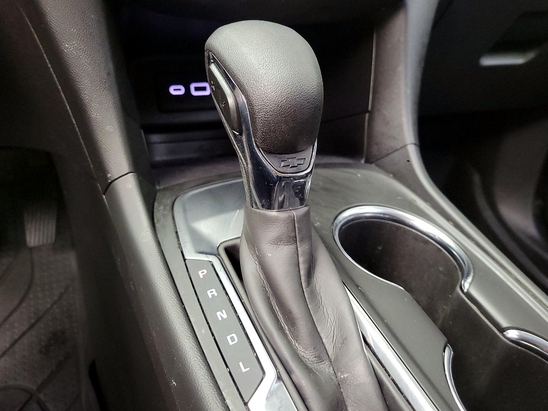 Thumbnail: 2022 Chevrolet Equinox - 17