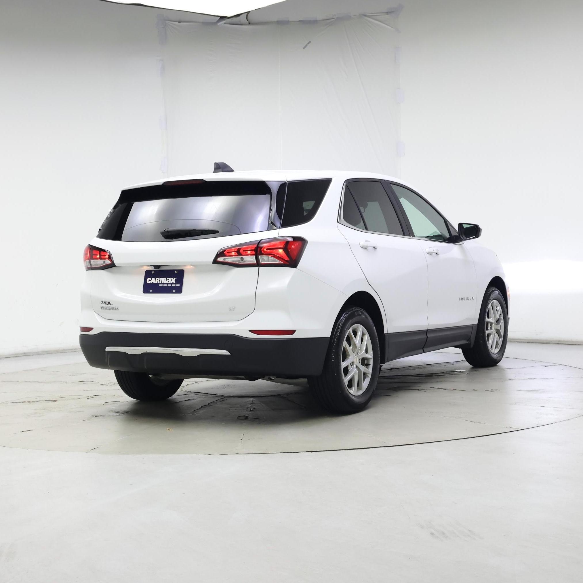 Thumbnail: 2022 Chevrolet Equinox - 8