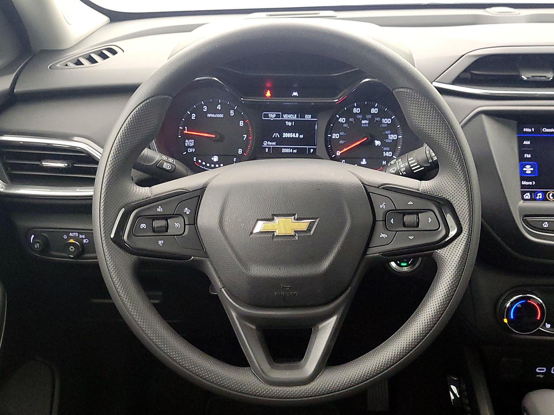 Thumbnail: 2023 Chevrolet TrailBlazer - 10