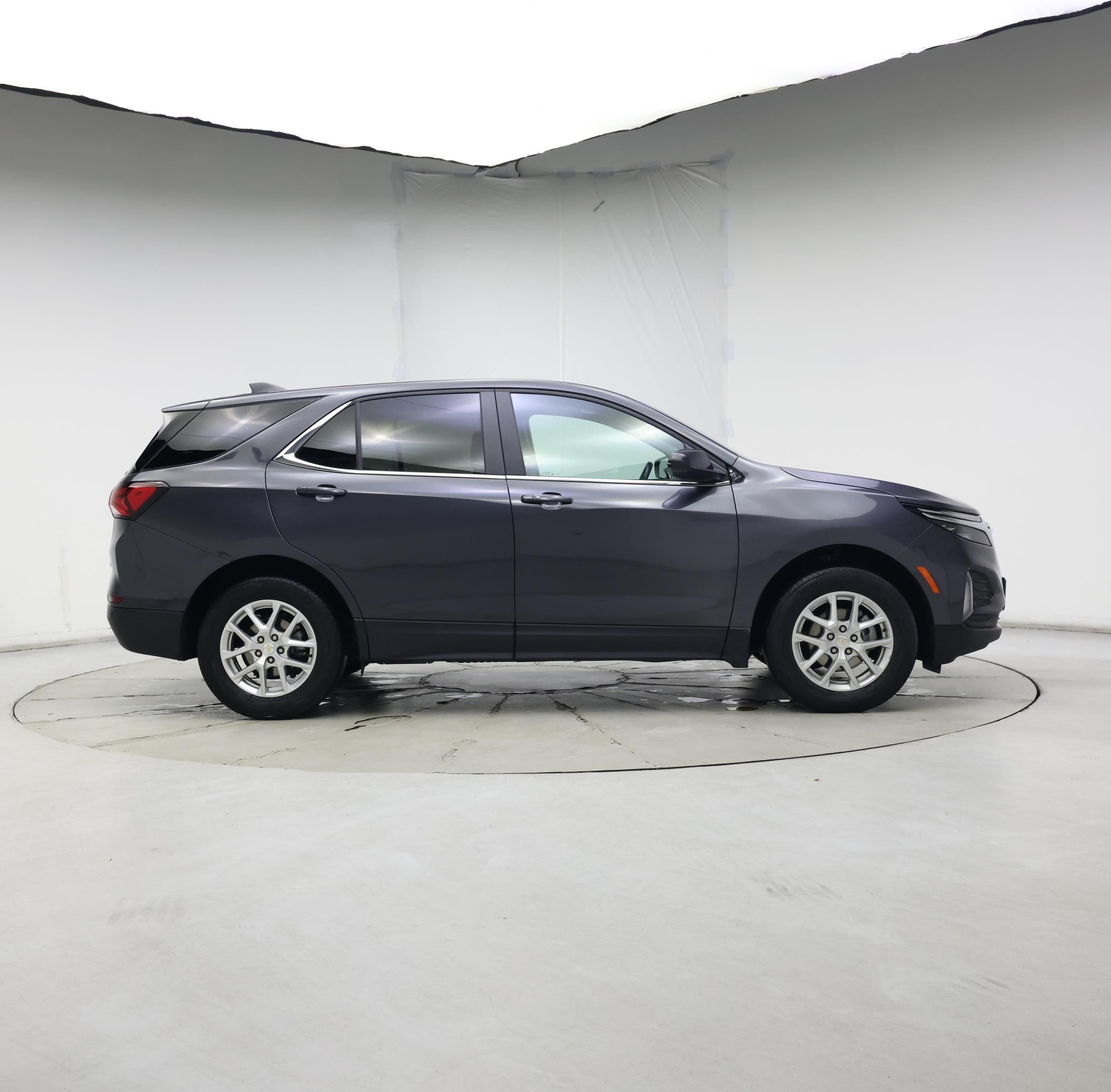 Thumbnail: 2022 Chevrolet Equinox - 7