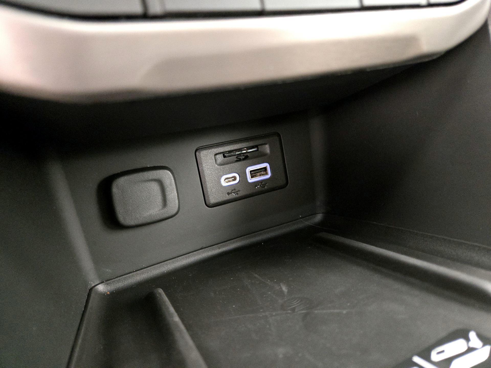 Thumbnail: 2023 GMC Acadia - 19