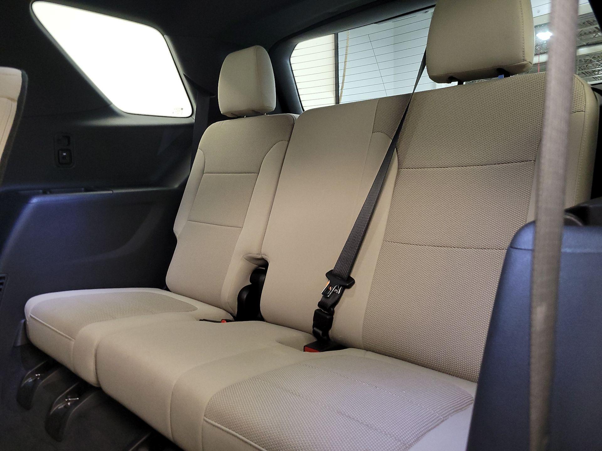 Thumbnail: 2023 Chevrolet Traverse - 20