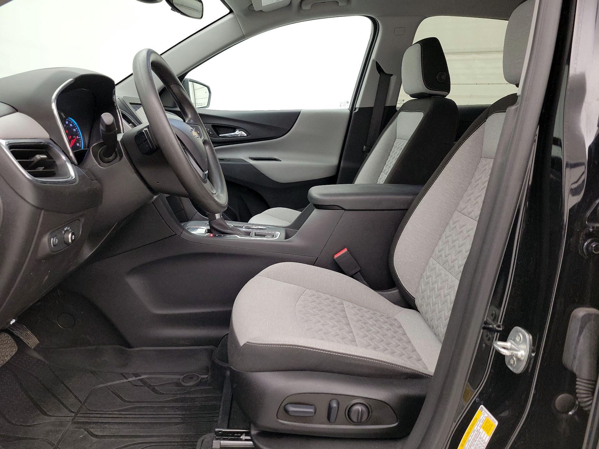 Thumbnail: 2023 Chevrolet Equinox - 11