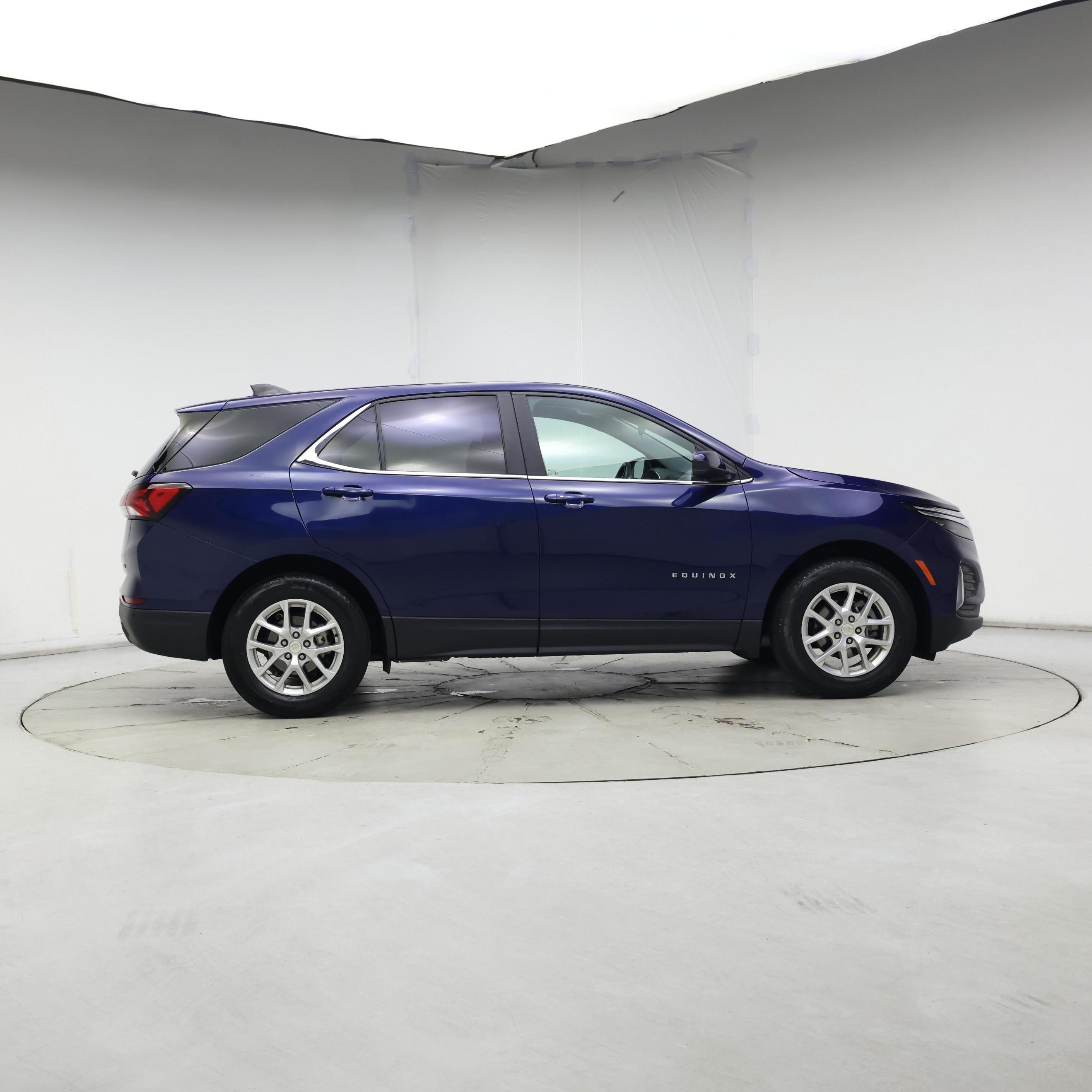 Thumbnail: 2022 Chevrolet Equinox - 7